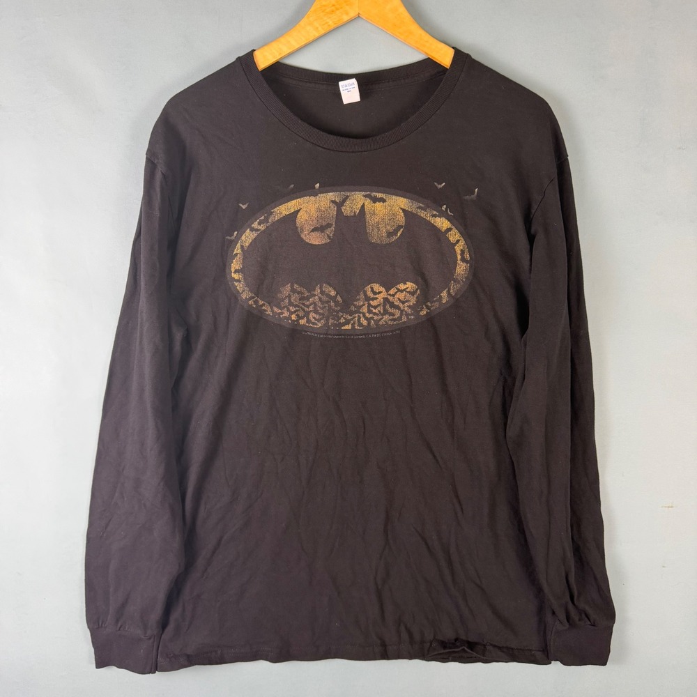 Nice Y2K Faded Black Russell Batman Gotham Men's Long Sleeve Shirt Size Large